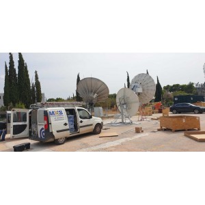 Hellas Sat  2.4 meters antenna uplink Ka band 